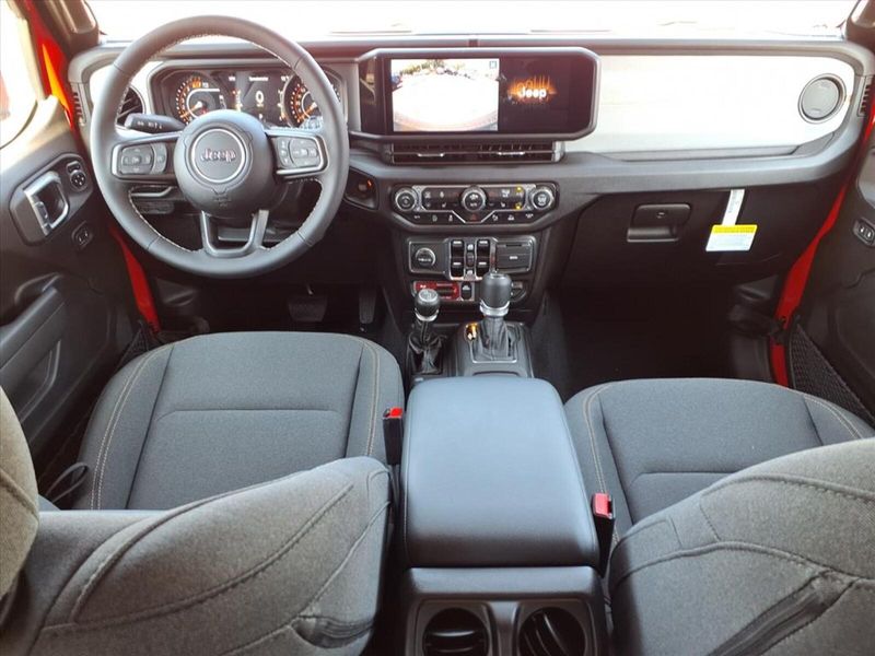 2025 Jeep Wrangler Unlimited Willys photo 7