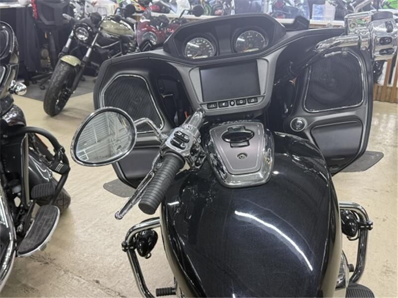 Used 2020 Indian Motorcycle CHALLENGER LIMITED Image 5