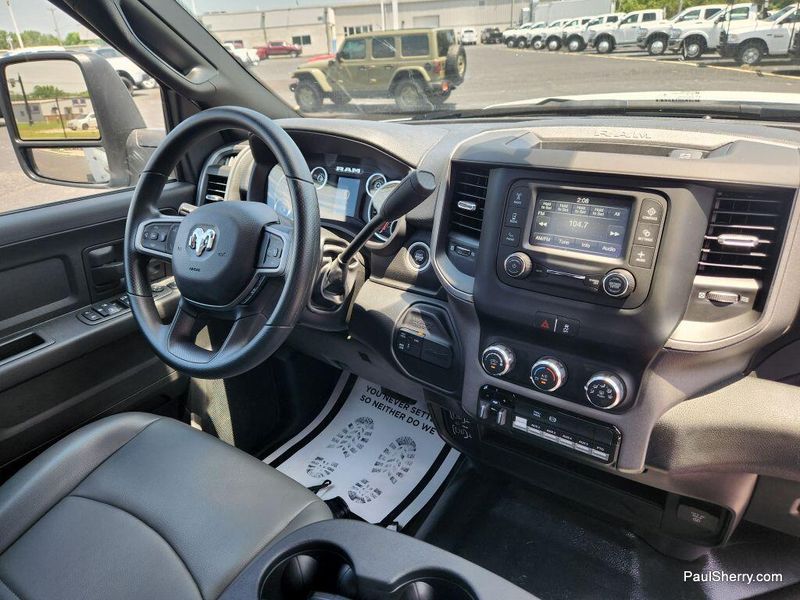 New 2024 RAM 5500 Tradesman Chassis Crew Cab 4x4 84