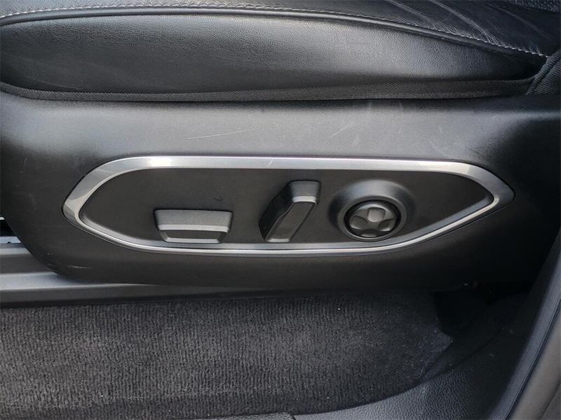 2022 Jeep Wagoneer Series IIIImage 32