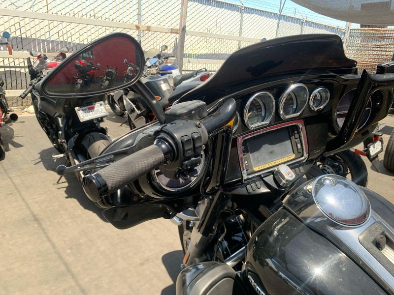 Used 2014 Harley-Davidson Electra Glide Ultra Limited Image 21