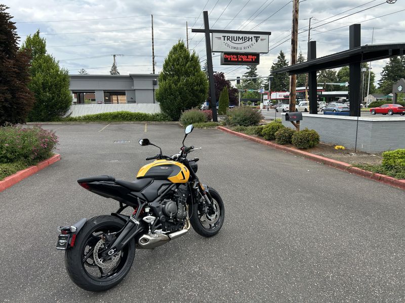 New 2026 Triumph TRIDENT 660 