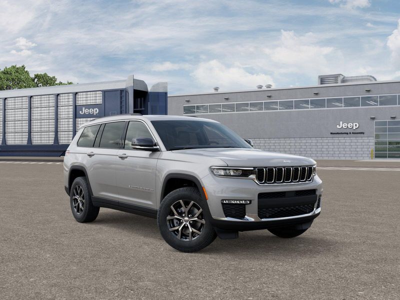 2025 Jeep Grand Cherokee Limited photo 2