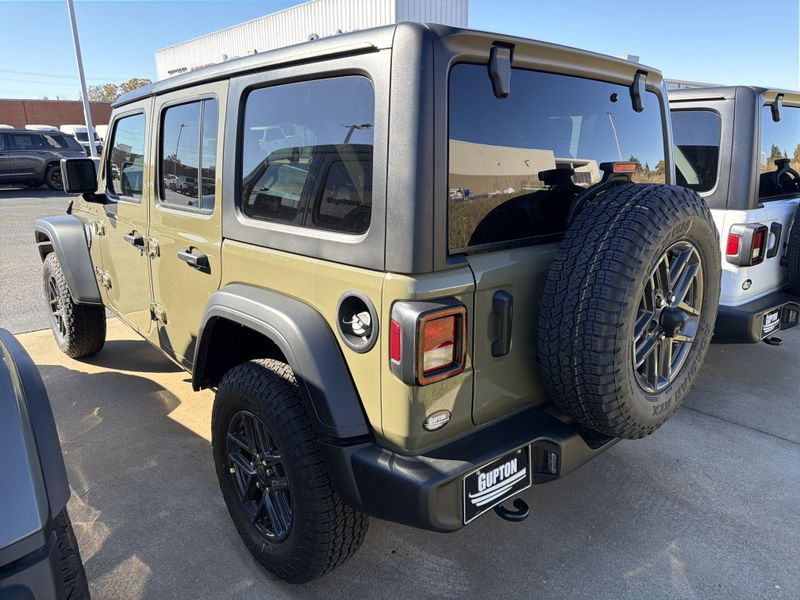 New 2026 Jeep Wrangler 4-door Sport SImage 10
