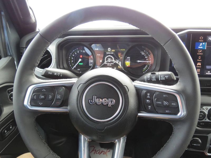 Used 2025 Jeep Wrangler 4xE Sahara 4x4 4dr SUVImage 21