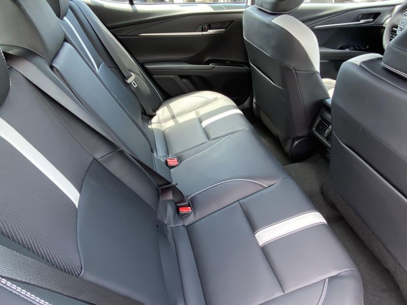 New 2025 Toyota Camry SEImage 12