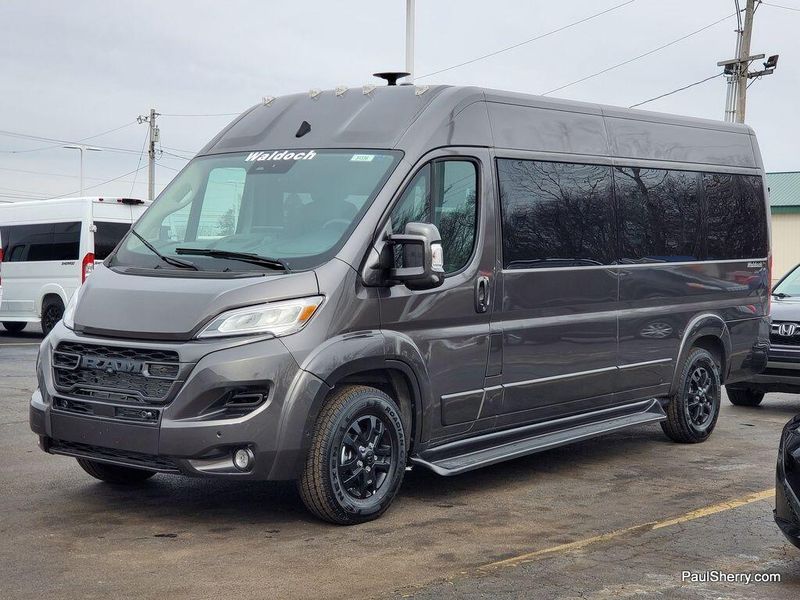 New 2024 RAM Promaster 3500 Slt+ Window Van High Roof 159
