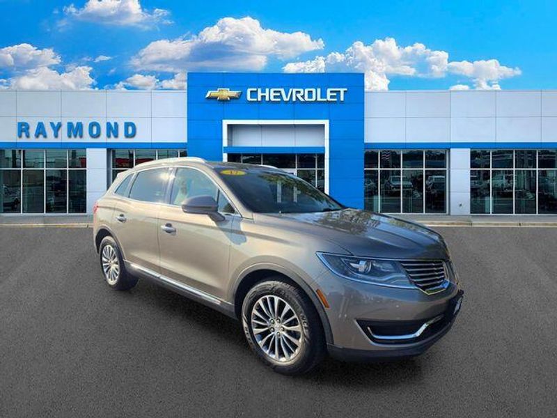 Used 2017 Lincoln MKX SelectImage 1
