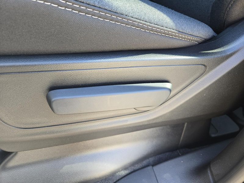 New 2026 RAM 1500 Tradesman Crew Cab 4x2 5'7' Box