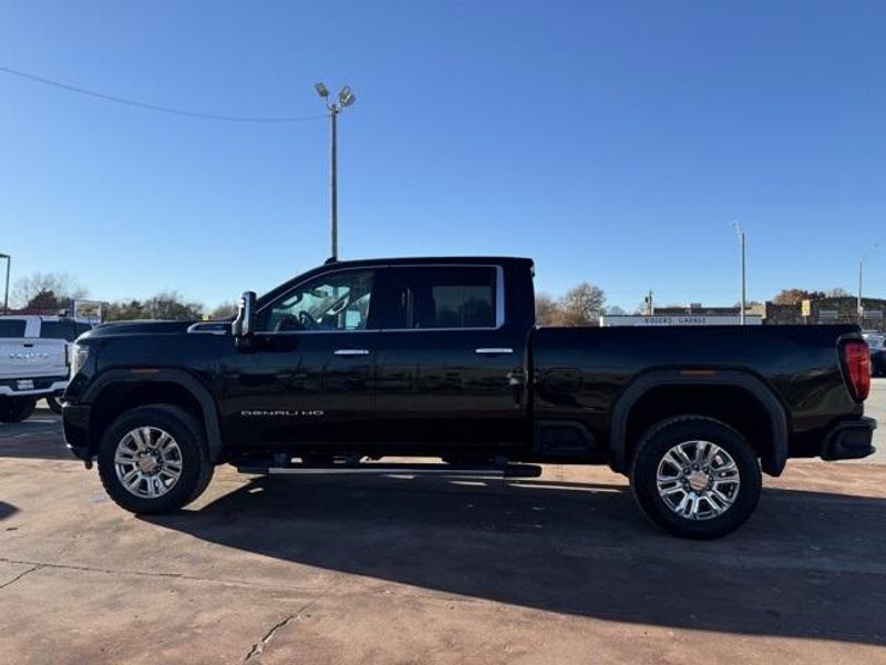 2021 GMC Sierra 2500HD DenaliImage 10