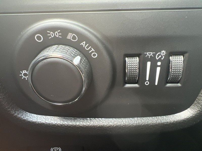 2023 Jeep Grand Cherokee Altitude 4x4Image 45