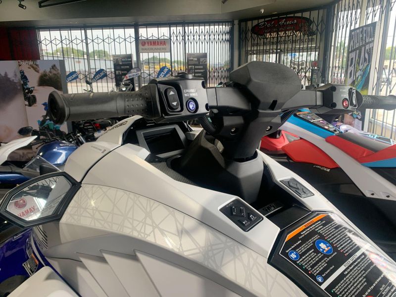 New 2025 Yamaha GP SVHO W&sol;AUDIO Image 2