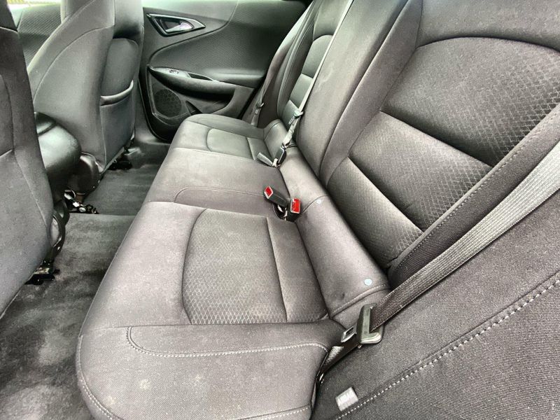 Used 2023 Chevrolet Malibu LSImage 23