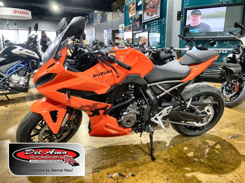 New 2026 Suzuki GSX-8R Image 1