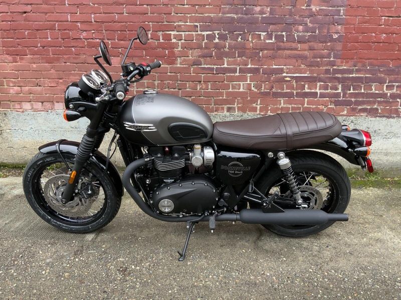 2026 Triumph BONNEVILLE T120 BLACK
