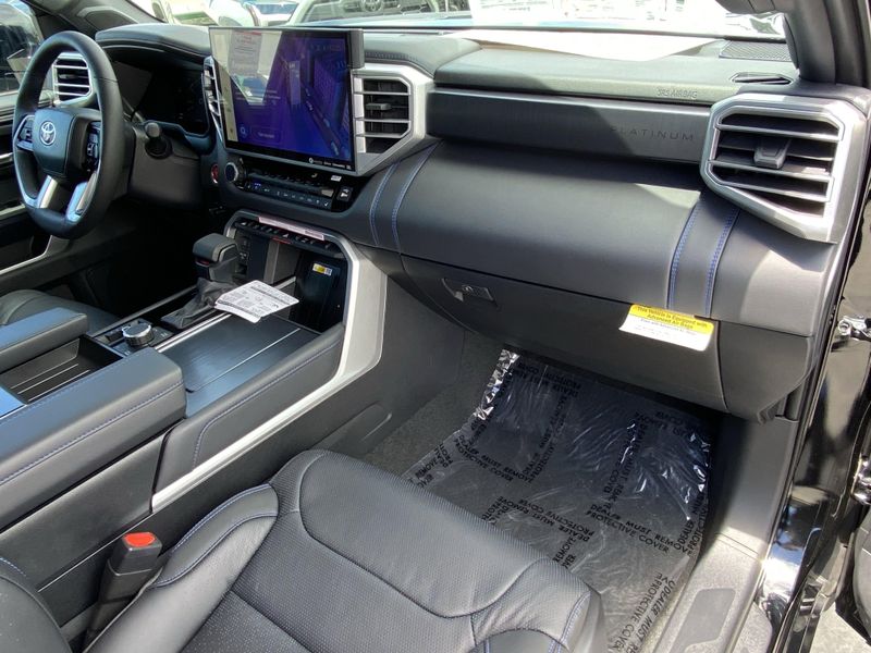 2024 Toyota Tundra PlatinumImage 10