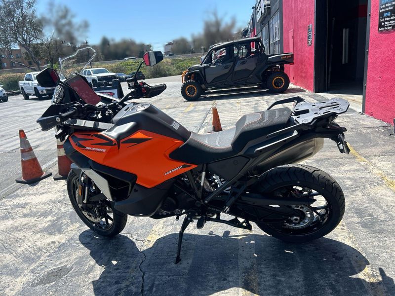 New 2027 KTM 1390 SUPER ADVENTURE S EVO Image 18