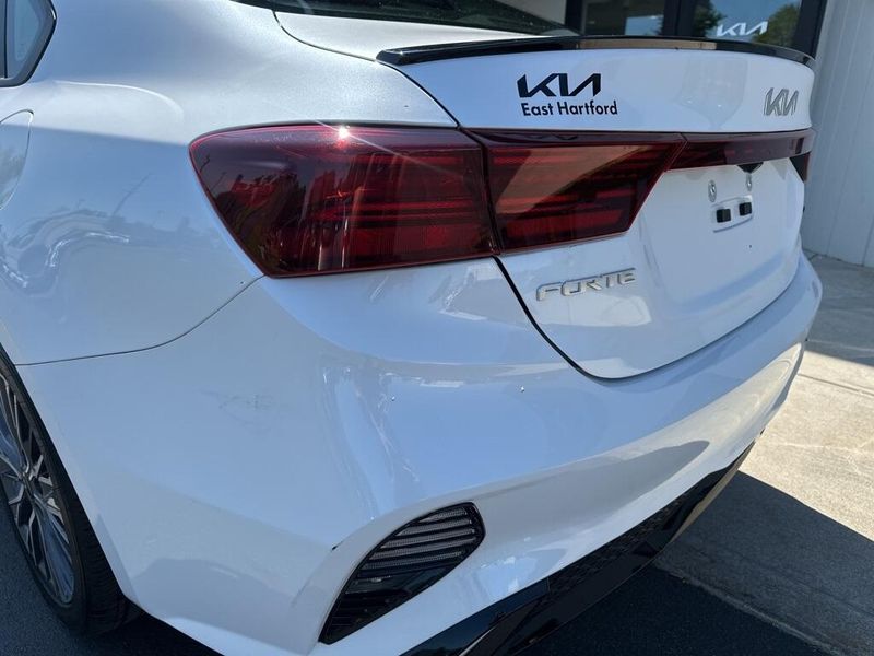 2024 Kia Forte GT-LineImage 9