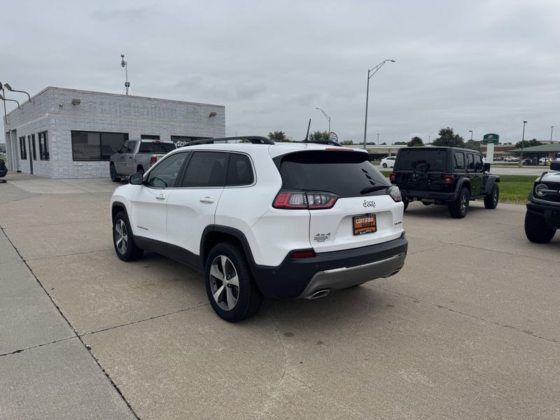 Used 2022 Jeep Cherokee LimitedImage 6