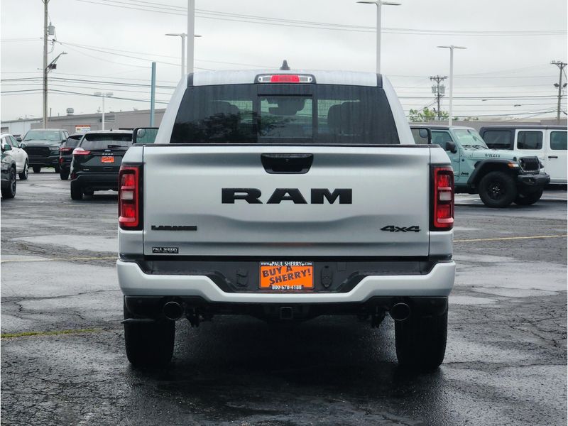 New 2027 RAM 1500 Laramie Crew Cab 4x4 5'7' Box