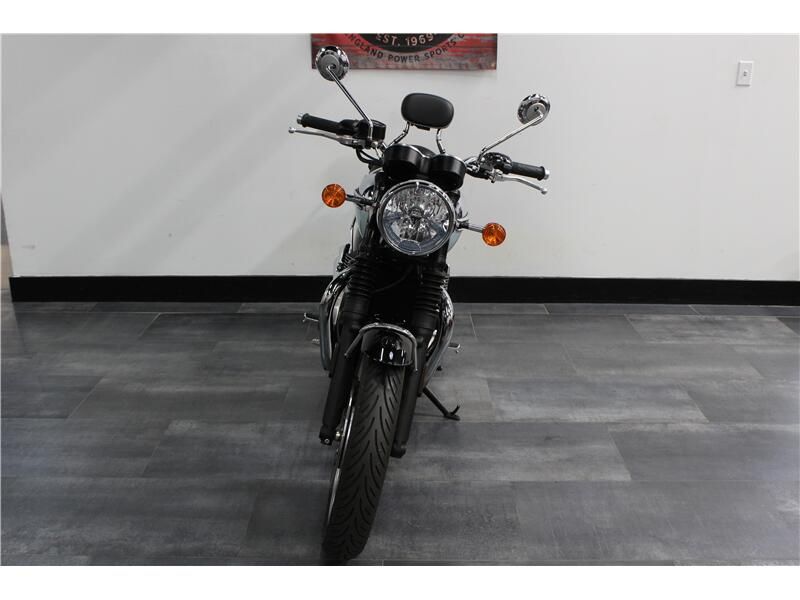 2023 Triumph Bonneville T120Image 2