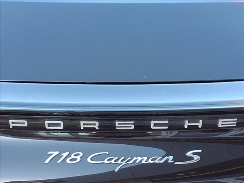 2019 Porsche 718 Cayman SImage 14