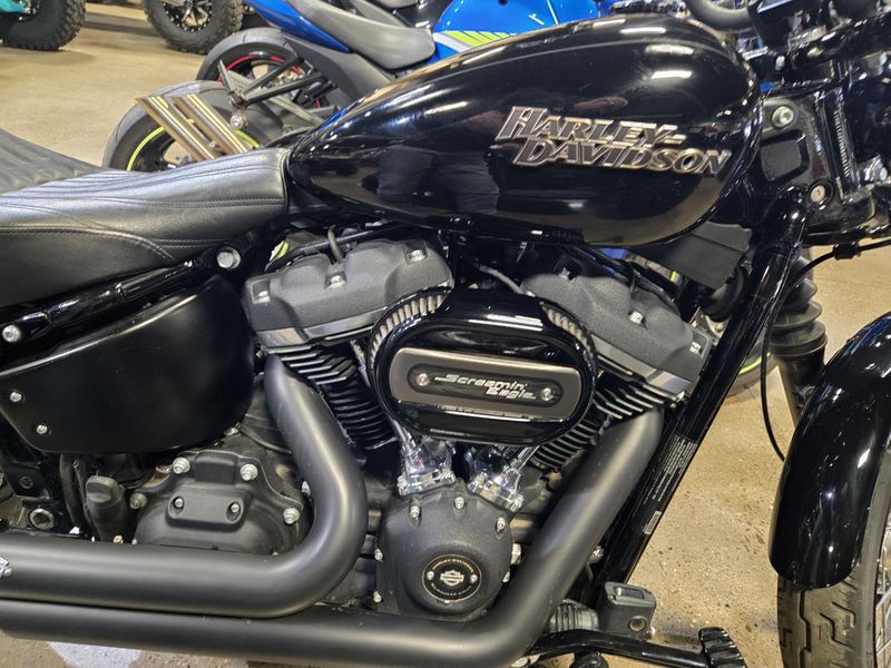 2019 HARLEY SOFTAIL STREET BOBImage 9