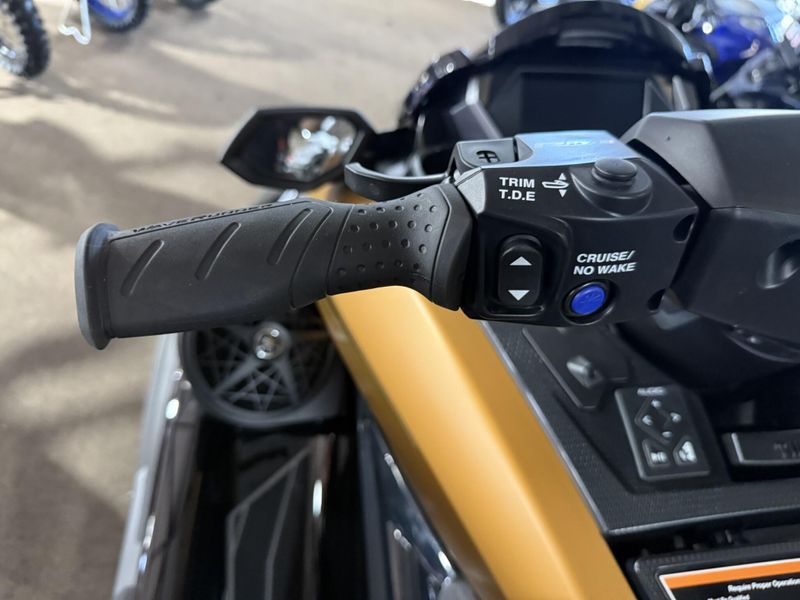 2025 Yamaha FX CRUISER HO W/AUDIO Image 6