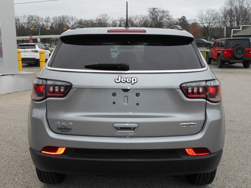 2022 Jeep Compass Latitude LuxImage 28