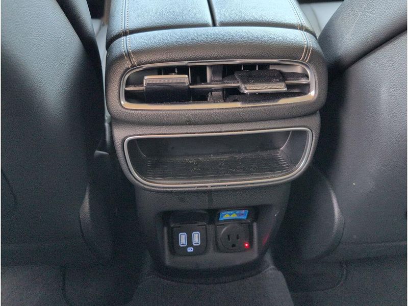 Used 2024 Genesis GV80 2.5T (A8)Image 34