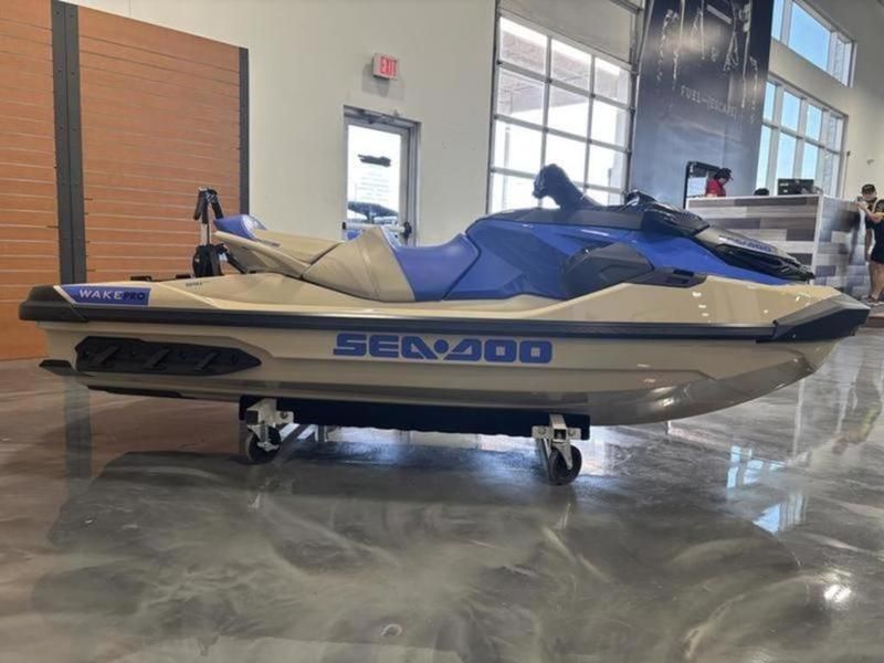 NEW 2026 SEA-DOO WAKE PRO 230 WITH SOUND SYSTEM Image 3