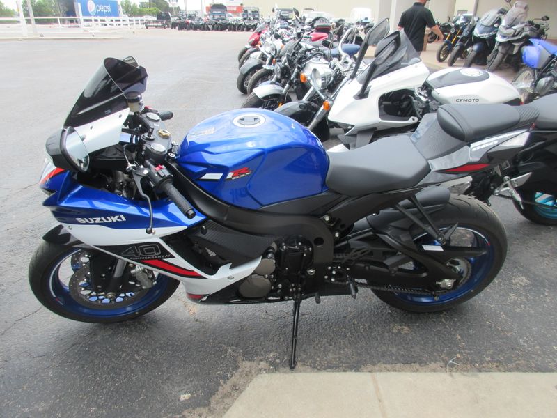 USED 2026 SUZUKI GSX-R600Z 40TH ANNIVERSARY EDITON Image 4