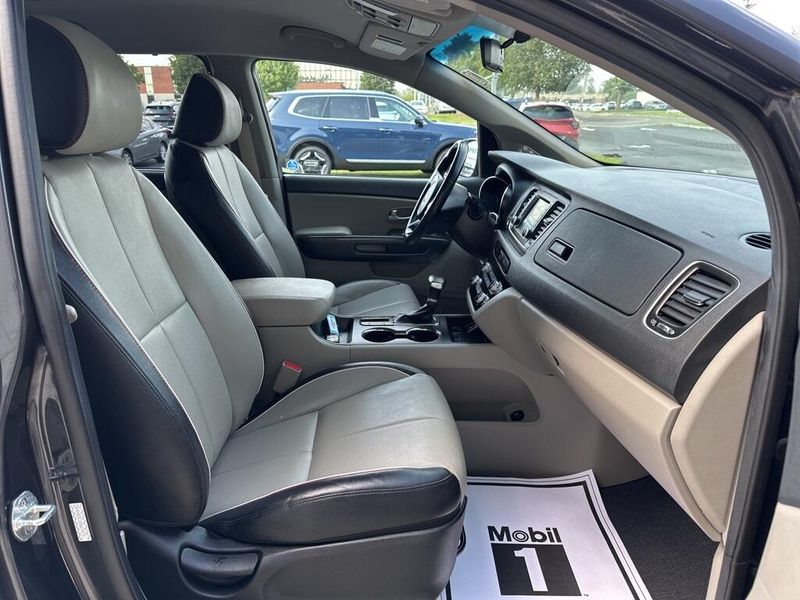 Used 2021 Kia Sedona EXImage 16