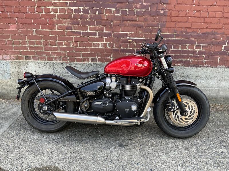 2023 Triumph Bobber 