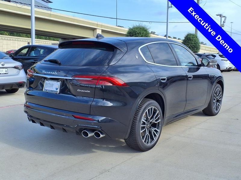 New 2025 Maserati Grecale Image 7