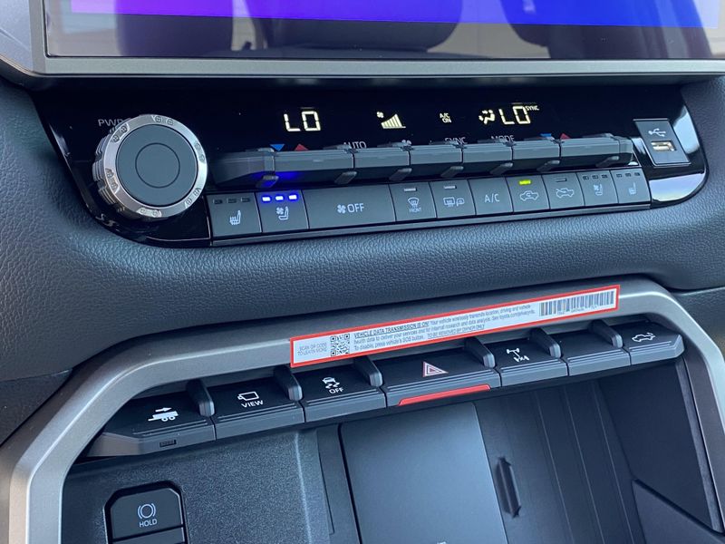 2025 Toyota Tundra LimitedImage 17