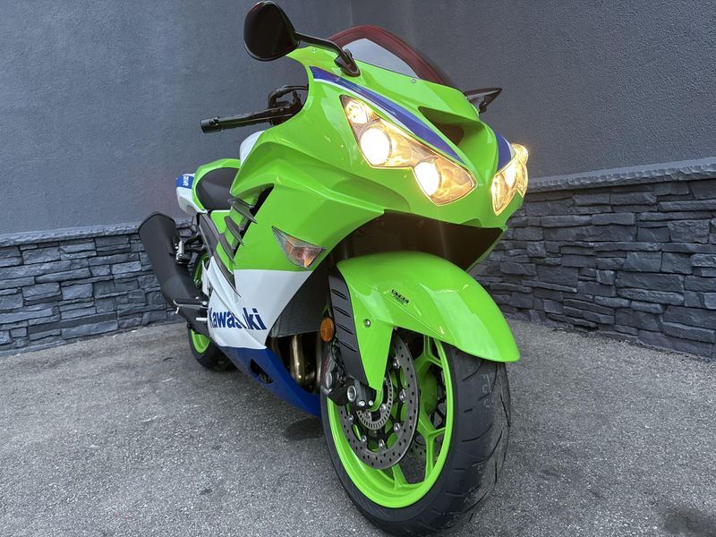 2024 Kawasaki NINJA ZX-14R 40TH ANNIVERSARY EDITION ABS Image 11