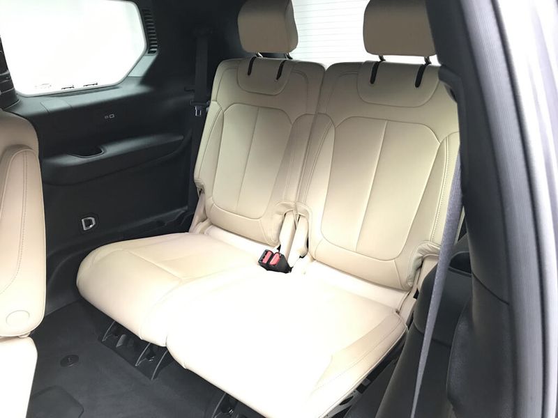 Used 2024 Jeep Grand Cherokee L LimitedImage 18