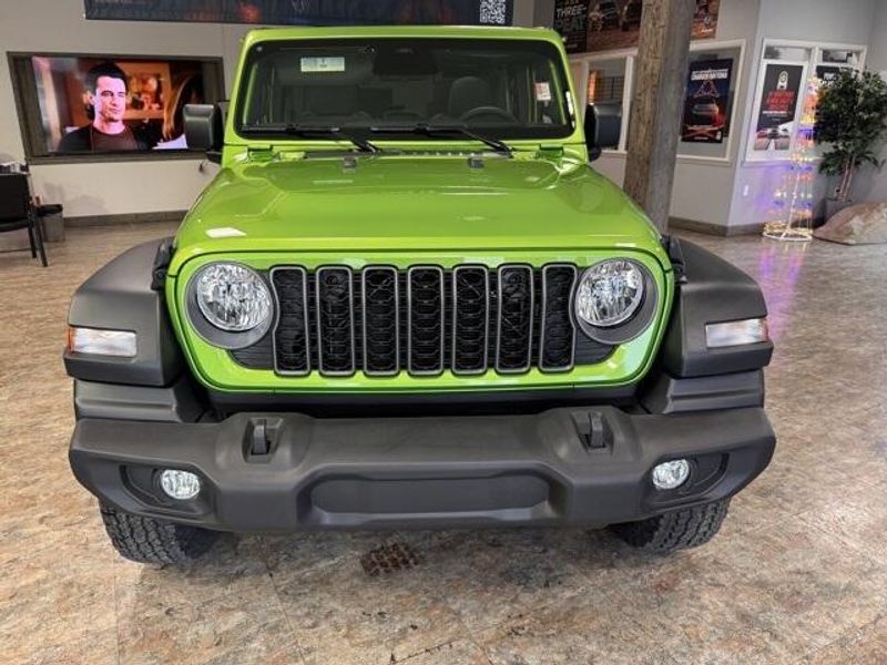 New 2026 Jeep Wrangler 4-door Sport SImage 2