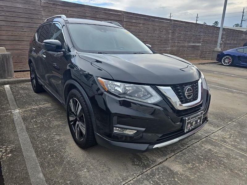 2020 Nissan Rogue SLImage 2