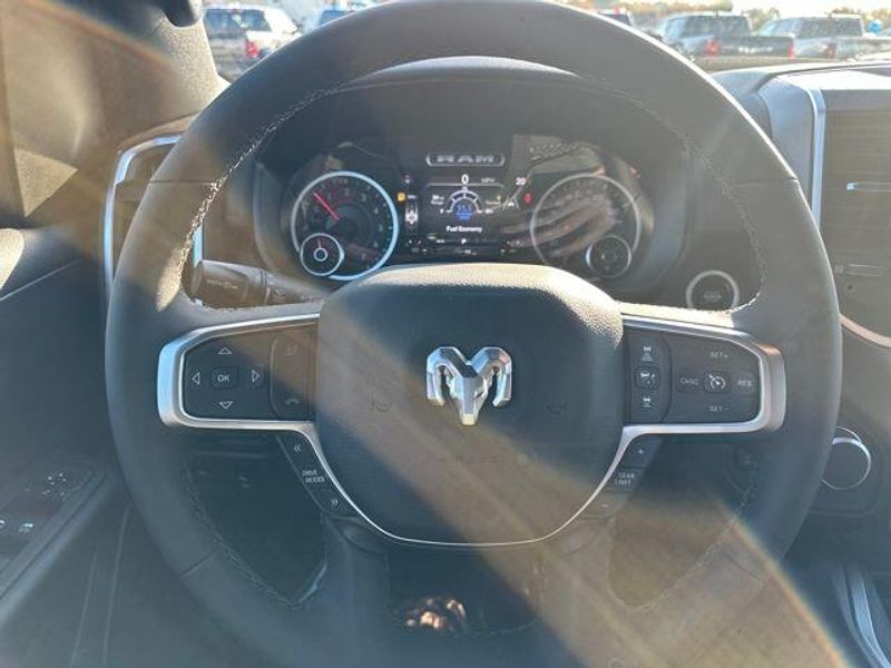 2026 RAM 1500 Big Horn Crew Cab 4x4 5'7' Box