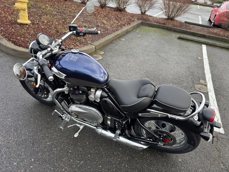 2025 Triumph Bonneville Speedmaster - PACIFIC BLUE - SILVER ICE 