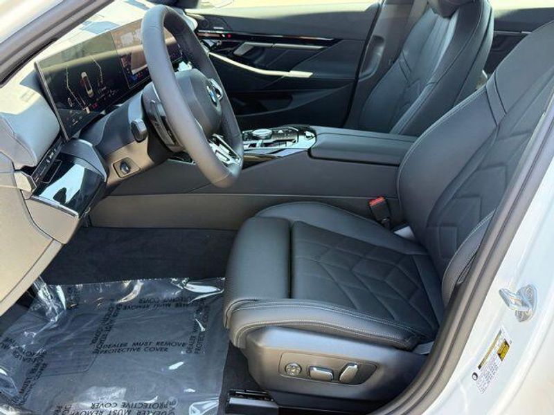 New 2026 BMW 5 Series 530iImage 17