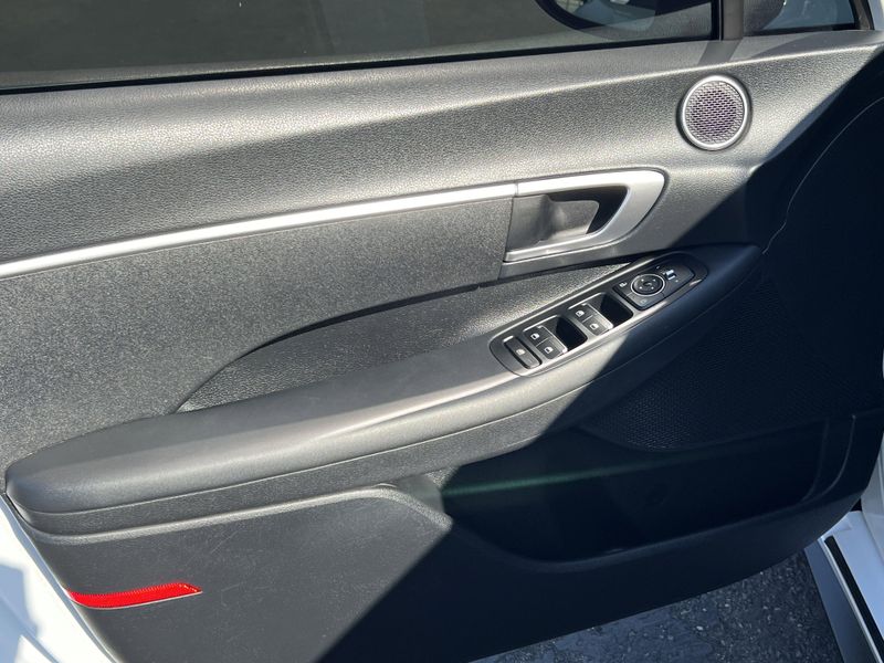 Used 2020 Hyundai Sonata SEImage 6