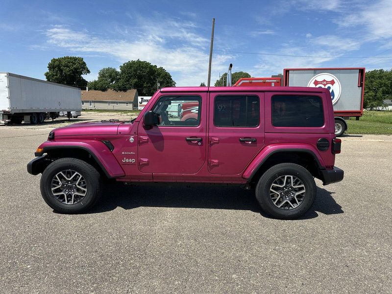 2024 Jeep Wrangler 4-door SaharaImage 5