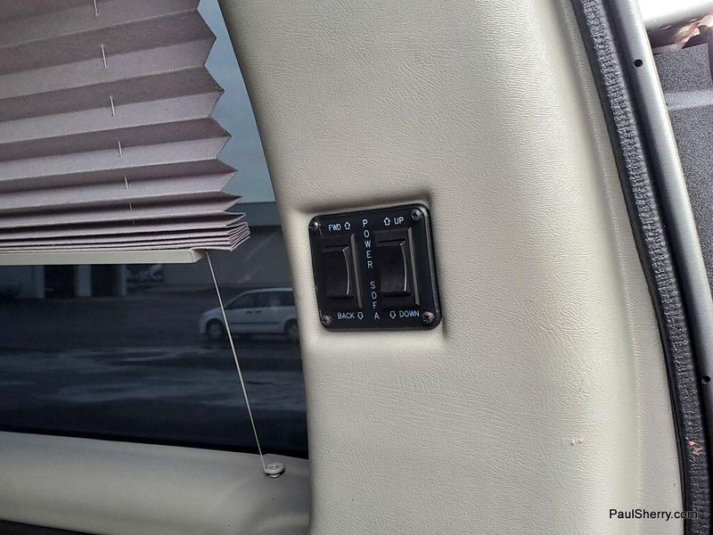 Used 2019 GMC Savana 2500 Image 13
