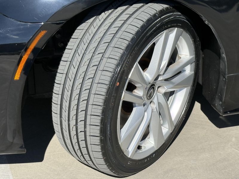 Used 2024 Lexus RC 300Image 16