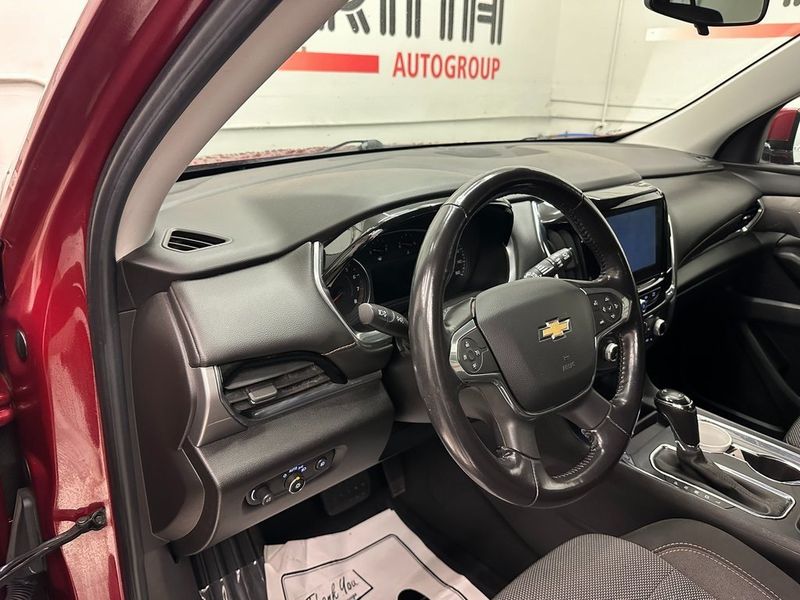 2018 Chevrolet Traverse LTImage 19