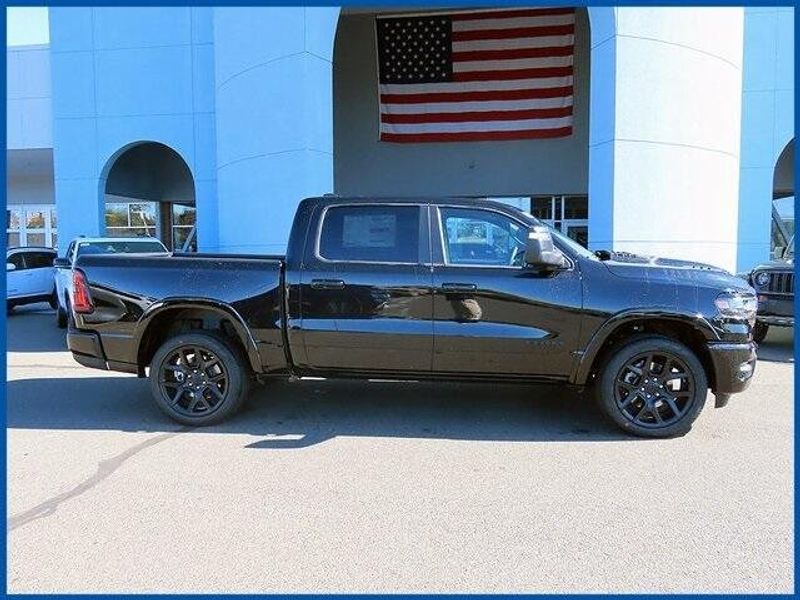 2025 RAM 1500 LaramieImage 2