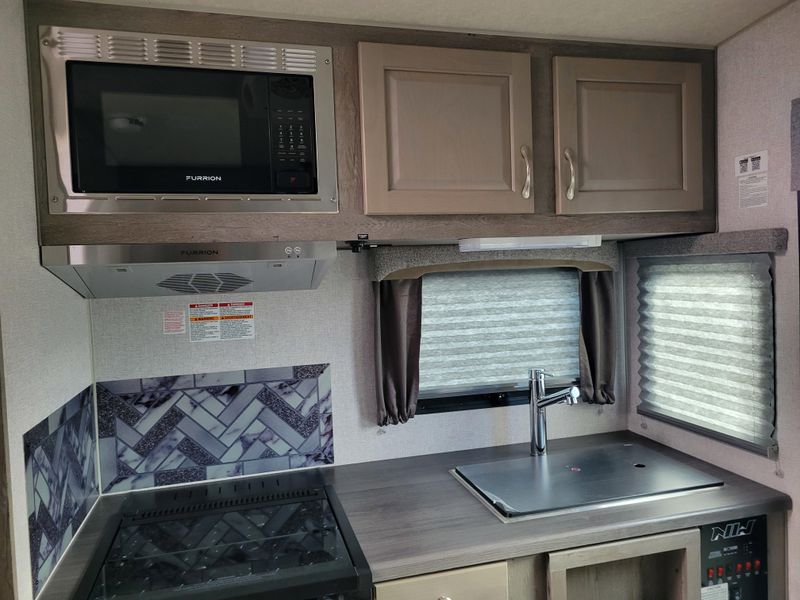 New 2026 NORTHWOOD MFG ARCTIC FOX 865 Image 14